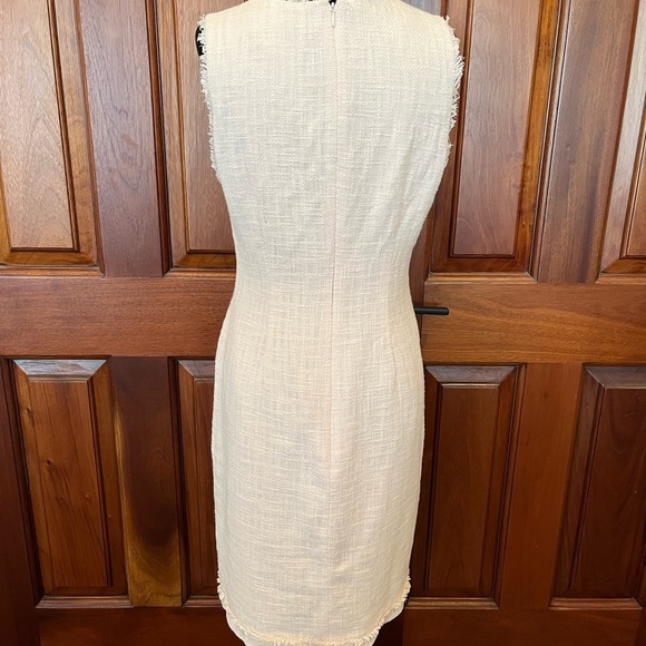 Karl Lagerfeld Paris Pink Tweed Shift Dress with Front Decor Pockets Size 8 - Picture 6 of 12